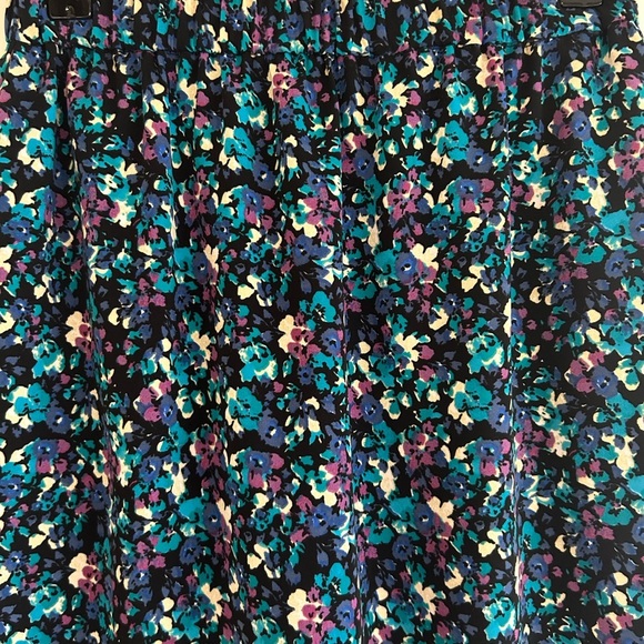 Floral A-Line Bohemian Flow Women's Navy Rayon Skirt Size Large LCSW Camrose - Picture 5 of 12